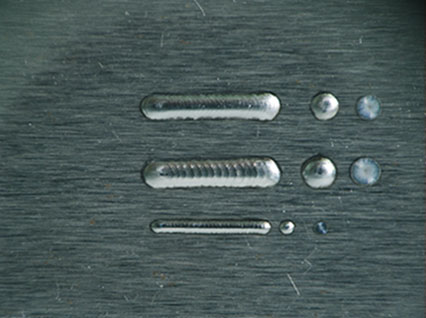 <a href='http://www.yuemeihui.cn/product/3.htm' class='text_a'>模具激光焊機</a>修復鏡面模具效果